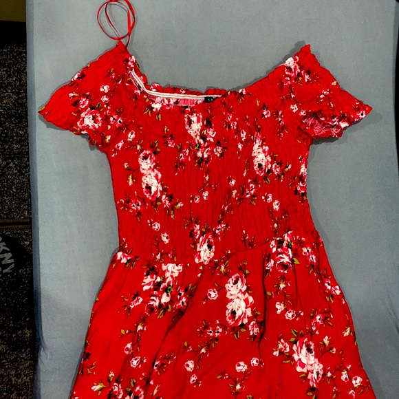 Summer dress in small size - Picture 2 of 3